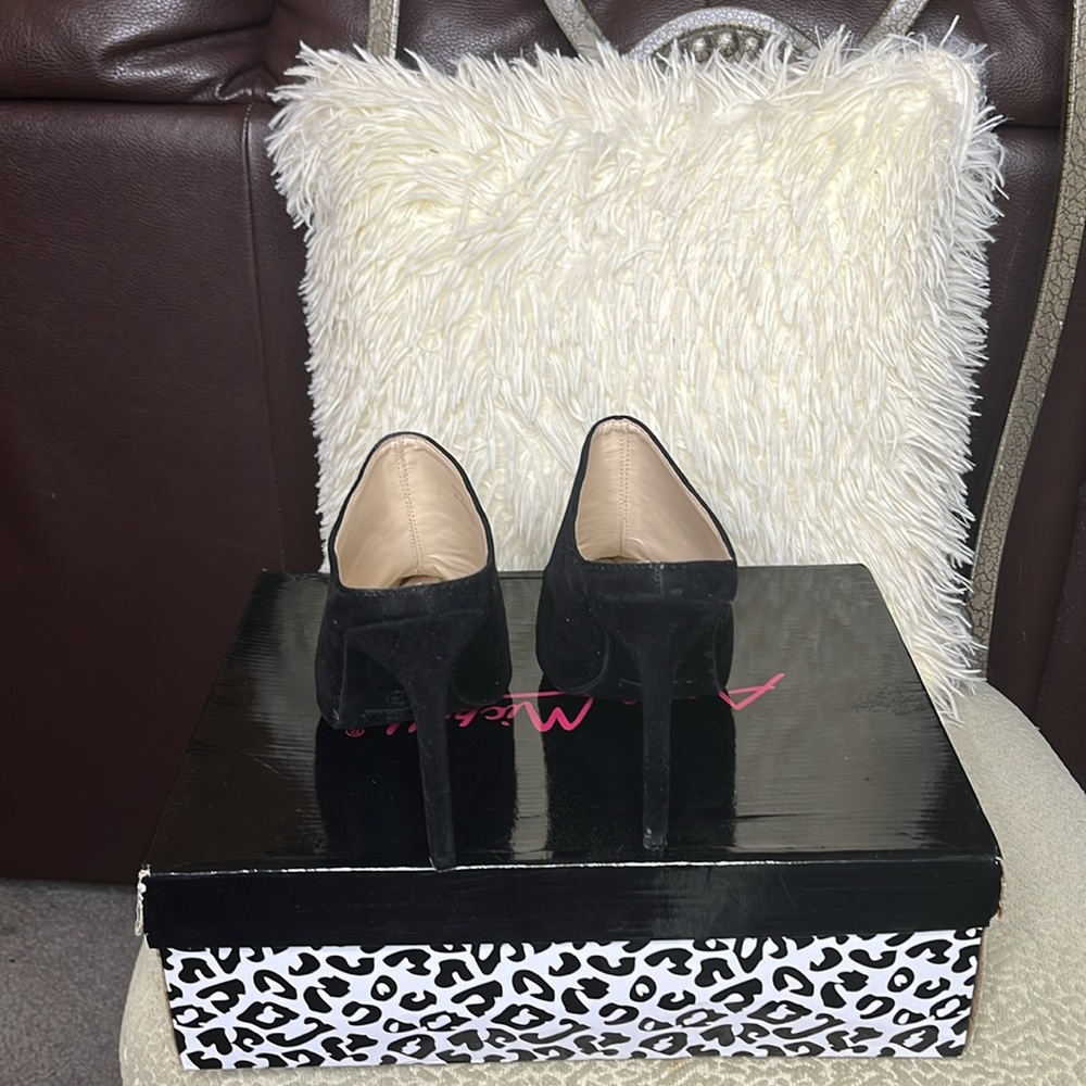 Pointy toe mules - Picture 5 of 5